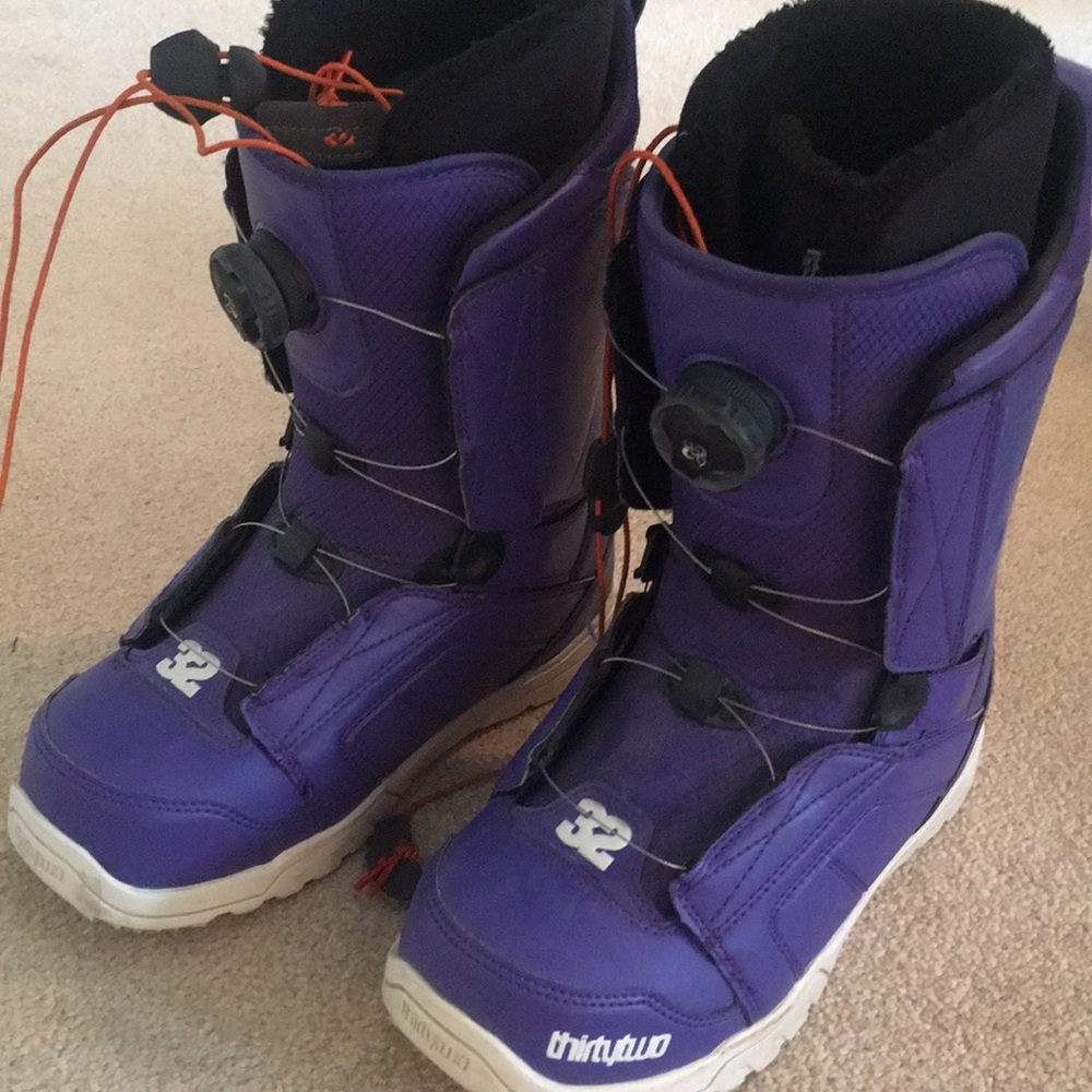 Women’s 2013 thirty-two snowboard boots